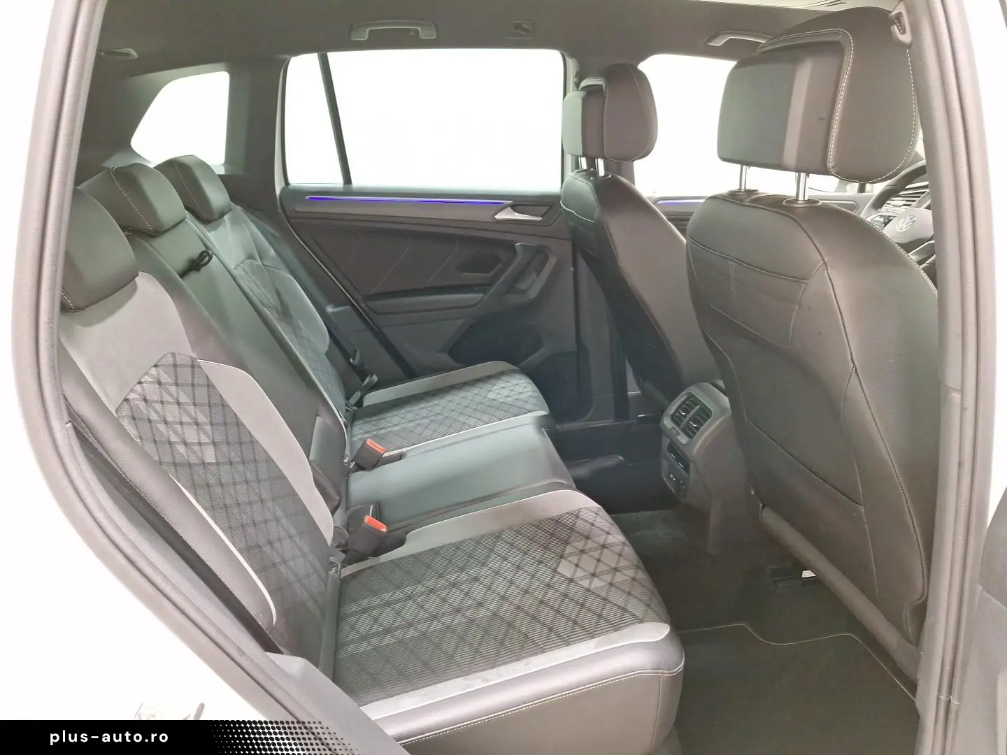 Tiguan 2.0 TSI R-Line 4Motion 360  Navi LED