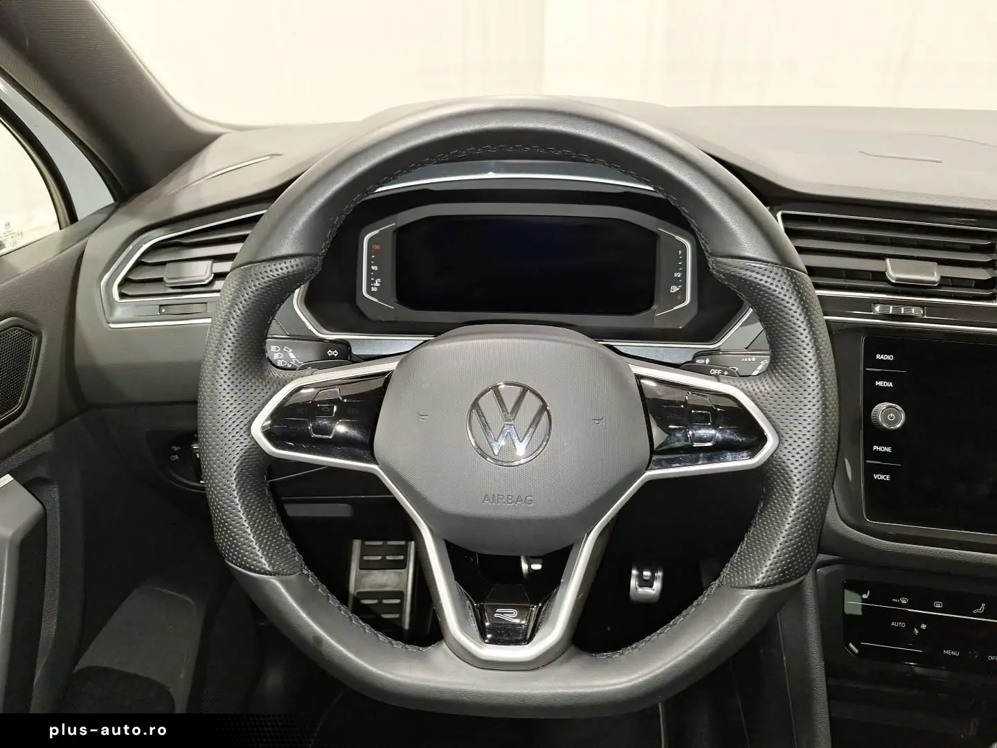 Tiguan 2.0 TSI R-Line 4Motion 360  Navi LED
