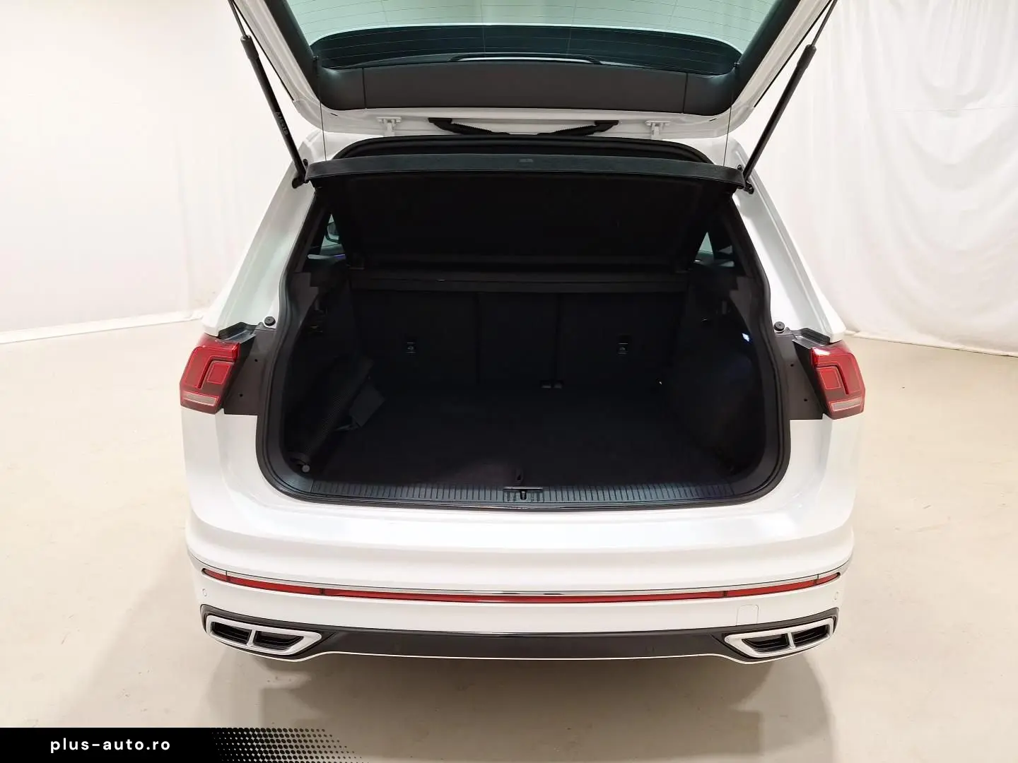 Tiguan 2.0 TSI R-Line 4Motion 360  Navi LED