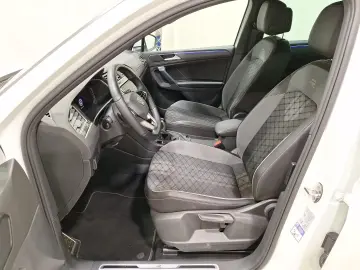 Tiguan 2.0 TSI R-Line 4Motion 360  Navi LED