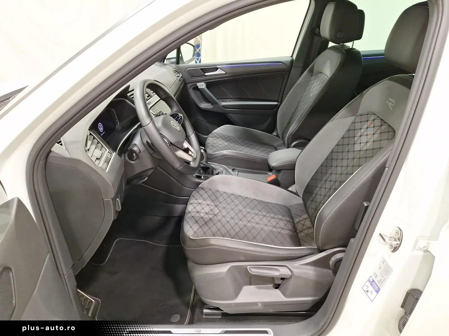 Tiguan 2.0 TSI R-Line 4Motion 360  Navi LED