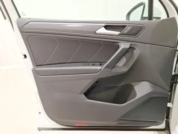 Tiguan 2.0 TSI R-Line 4Motion 360  Navi LED