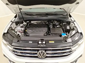 Tiguan 2.0 TSI R-Line 4Motion 360  Navi LED