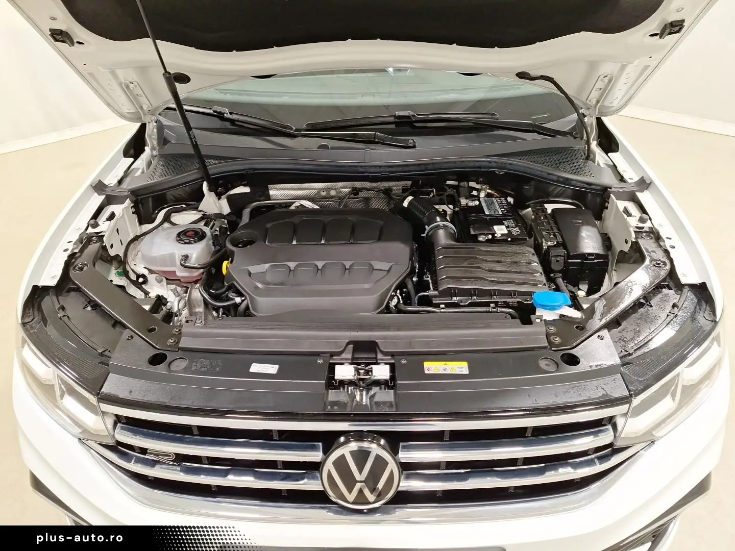 Tiguan 2.0 TSI R-Line 4Motion 360  Navi LED