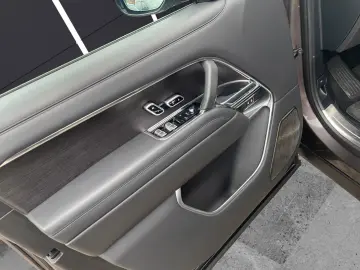 Range Rover Vogue First Edition  Massage AHK ACC