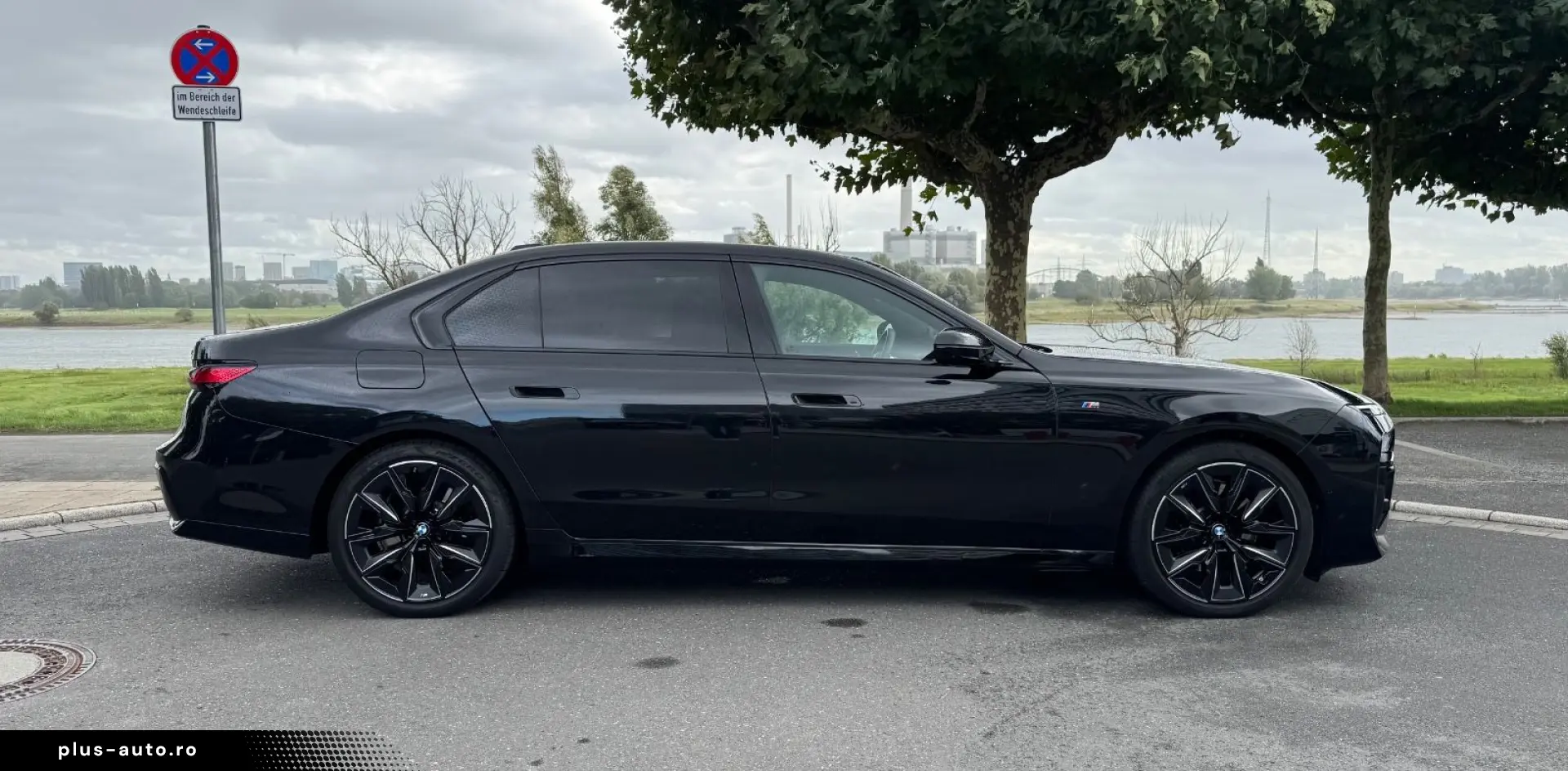 740d xDrive M-Sport Pro   Soft-Close   B&W