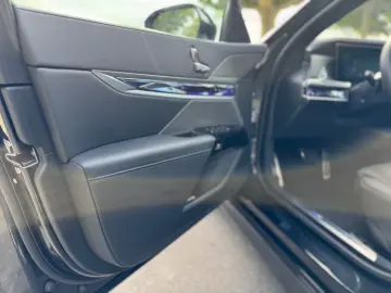 740d xDrive M-Sport Pro   Soft-Close   B&W