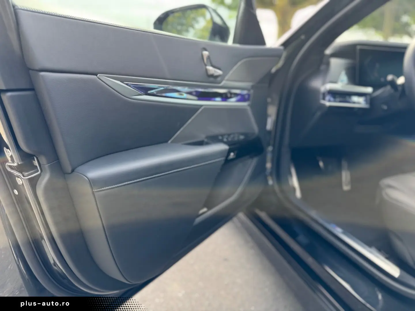 740d xDrive M-Sport Pro   Soft-Close   B&W