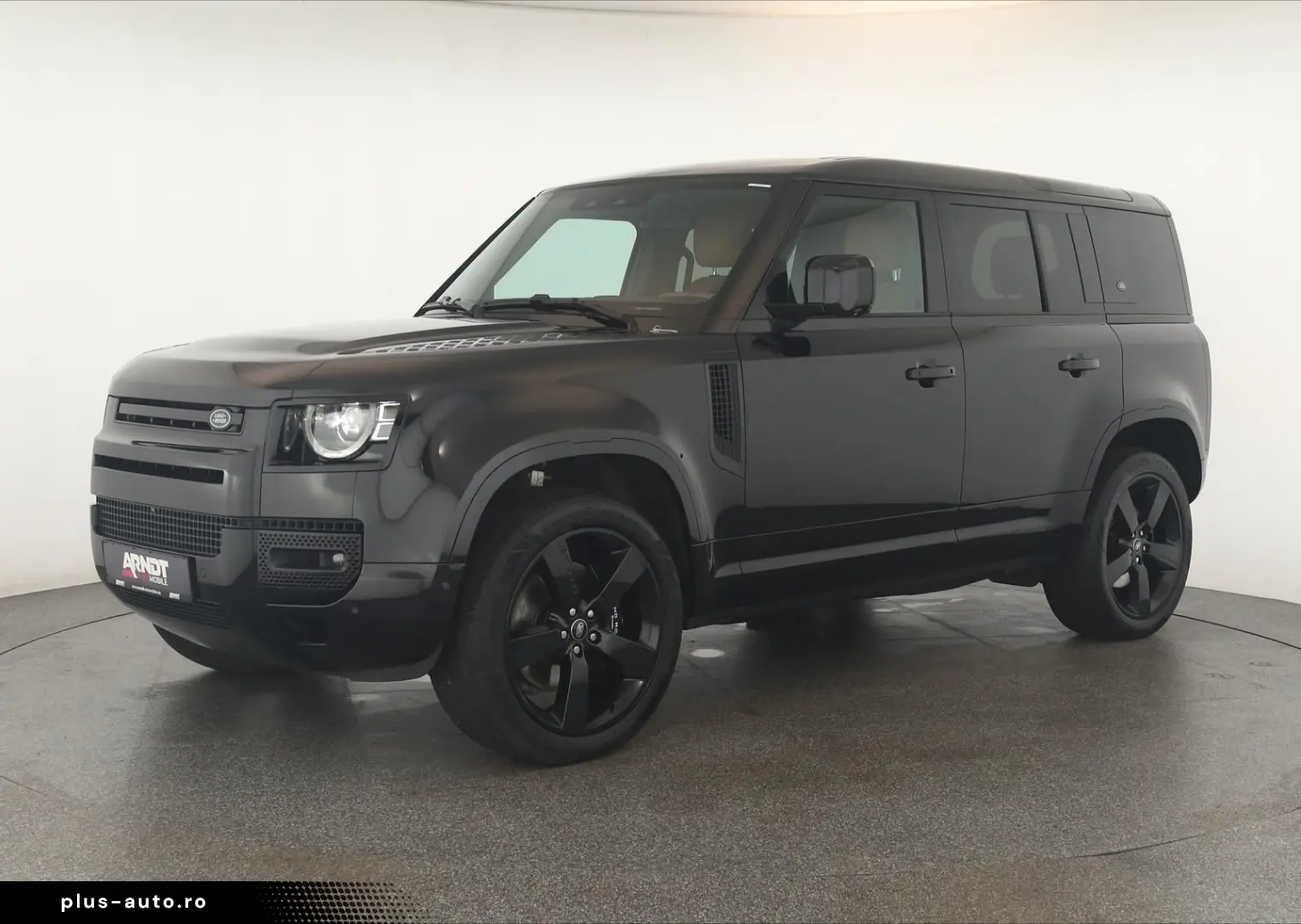 Defender 110 P525 AWD Black Pano HUD 360 AHK 22