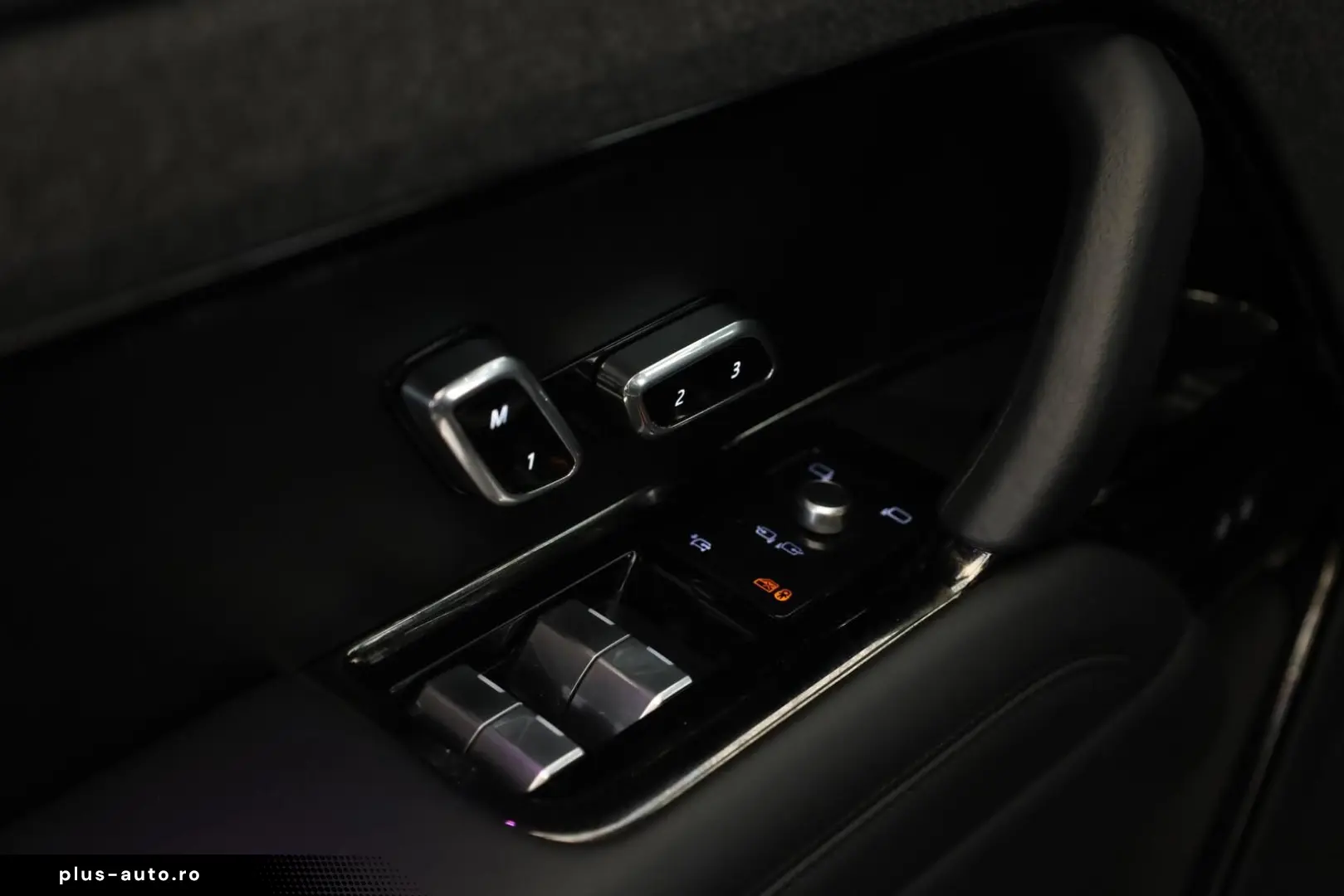 Range Rover Sport D350 Autobiography BLACK AHK