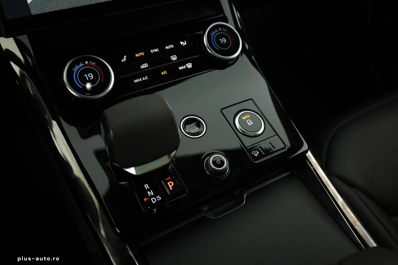 Range Rover Sport D350 Autobiography BLACK AHK