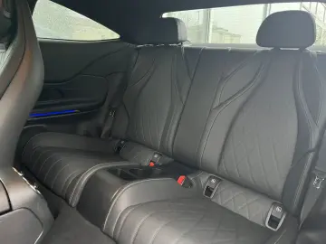 CLE 300 4M AMG  PREMIUM DISTRONIC STHZ MEMO 360