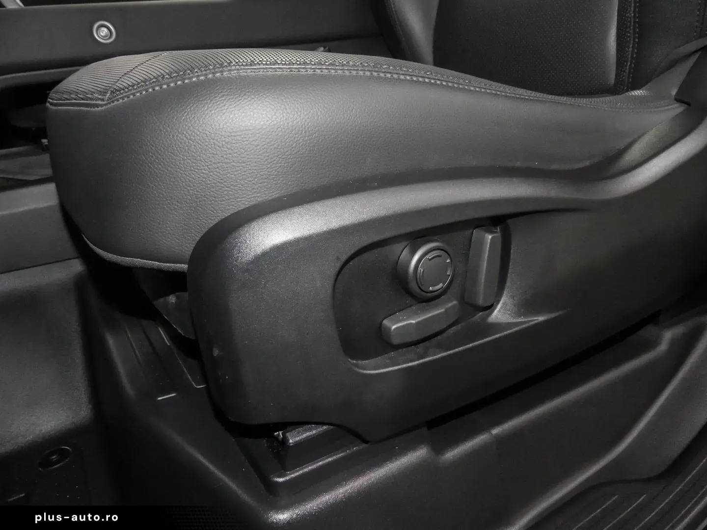 Defender 90 X-Dynamic SE D250 Luftfederung AD Ni