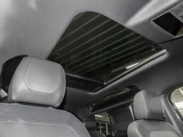 Defender 90 X-Dynamic SE D250 Luftfederung AD Ni