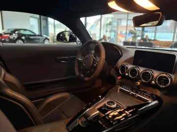 AMG GT R AMG LED PERFORMANCE CARBON