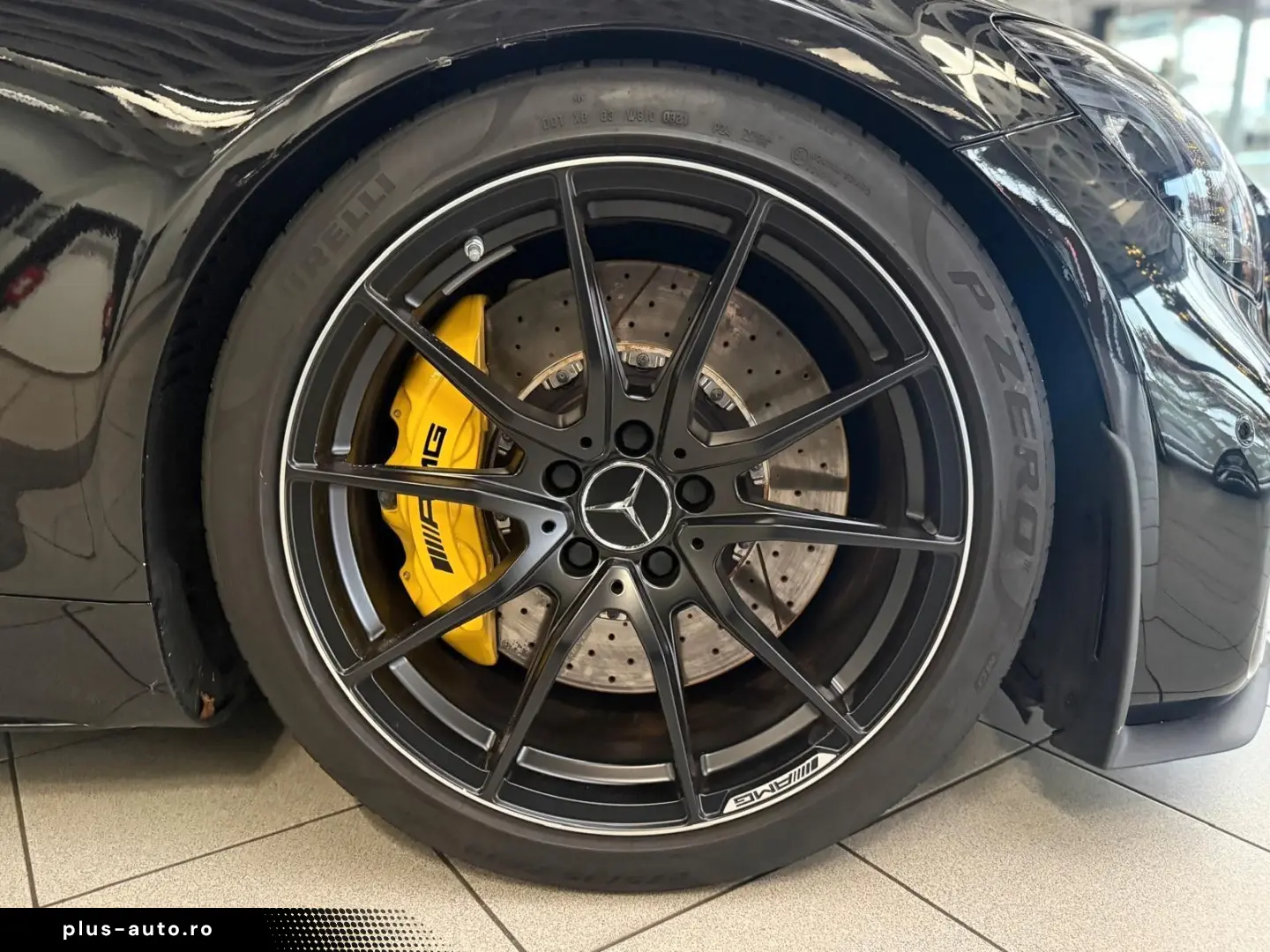 AMG GT R AMG LED PERFORMANCE CARBON