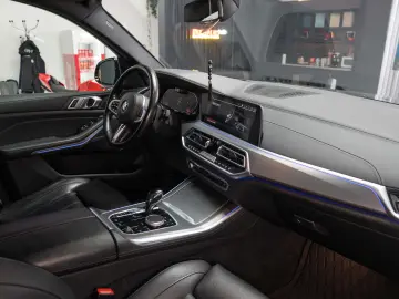 BMW X5 xDrive 30d  M Sport  Pano  Suspensie pe aer  Laser