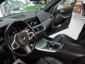 BMW X5 xDrive 30d  M Sport  Pano  Suspensie pe aer  Laser