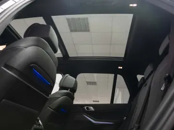 BMW X5 xDrive 30d  M Sport  Pano  Suspensie pe aer  Laser