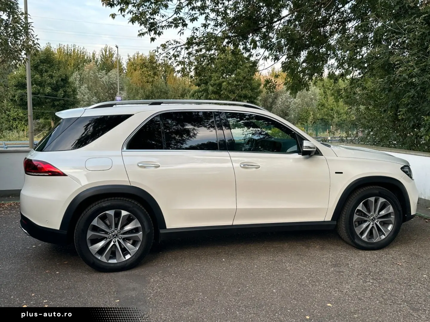 GLE 350e 4M  Pano AHK Burmester Memory 360