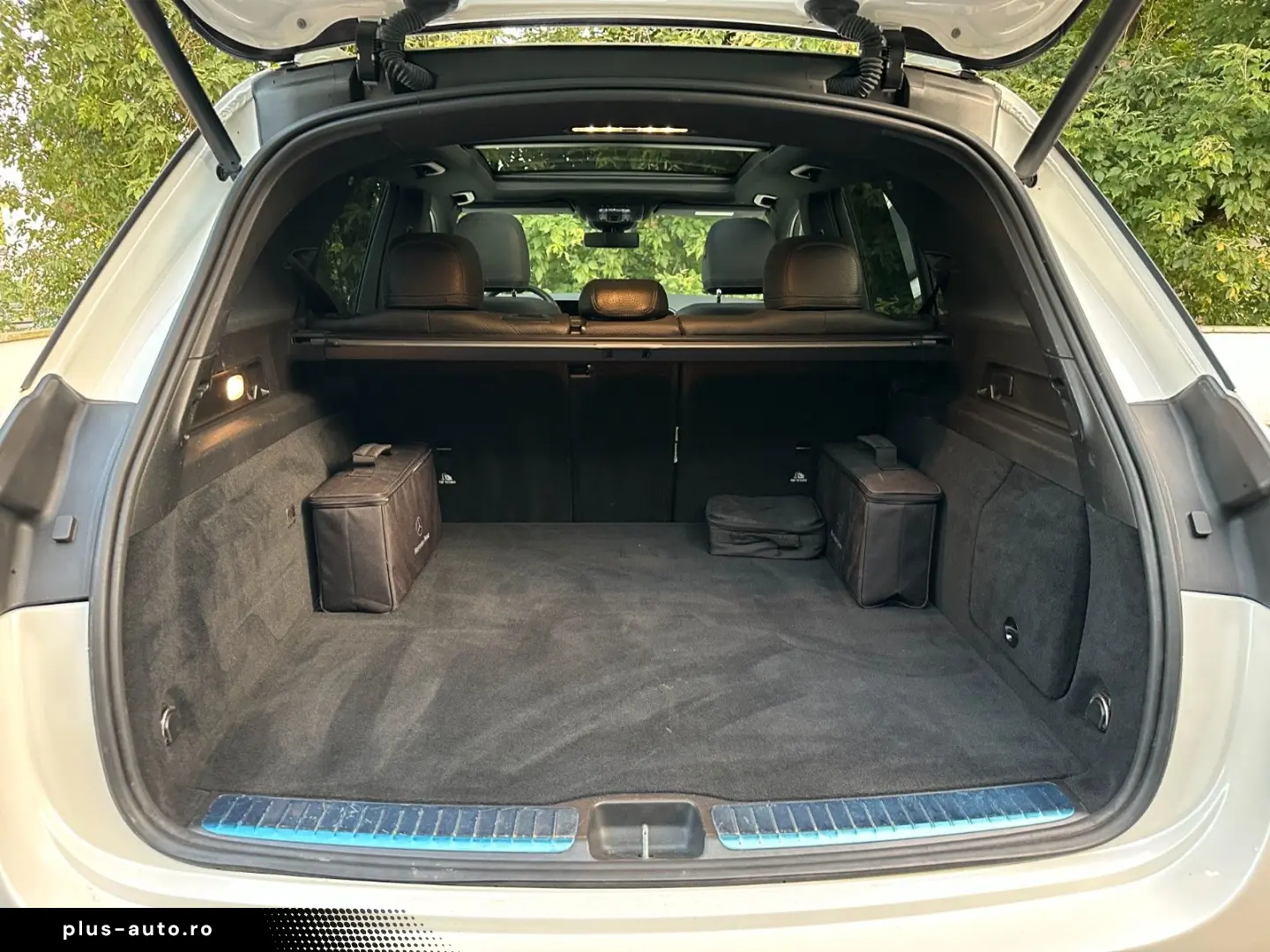 GLE 350e 4M  Pano AHK Burmester Memory 360