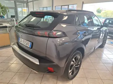 Peugeot 2008 PureTech Turbo 110 EAT6 S&S Allure