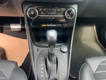 Puma ST-Line X Automatik Navi ACC MFL LED Kamera