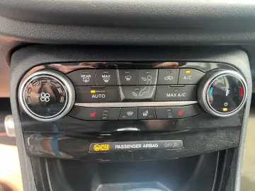 Puma ST-Line X Automatik Navi ACC MFL LED Kamera