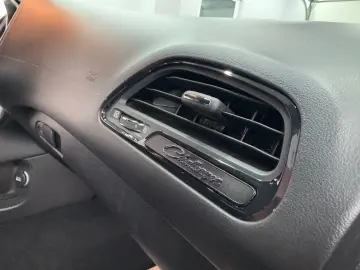 Challenger 3.6 V6 AWD GT 4x4