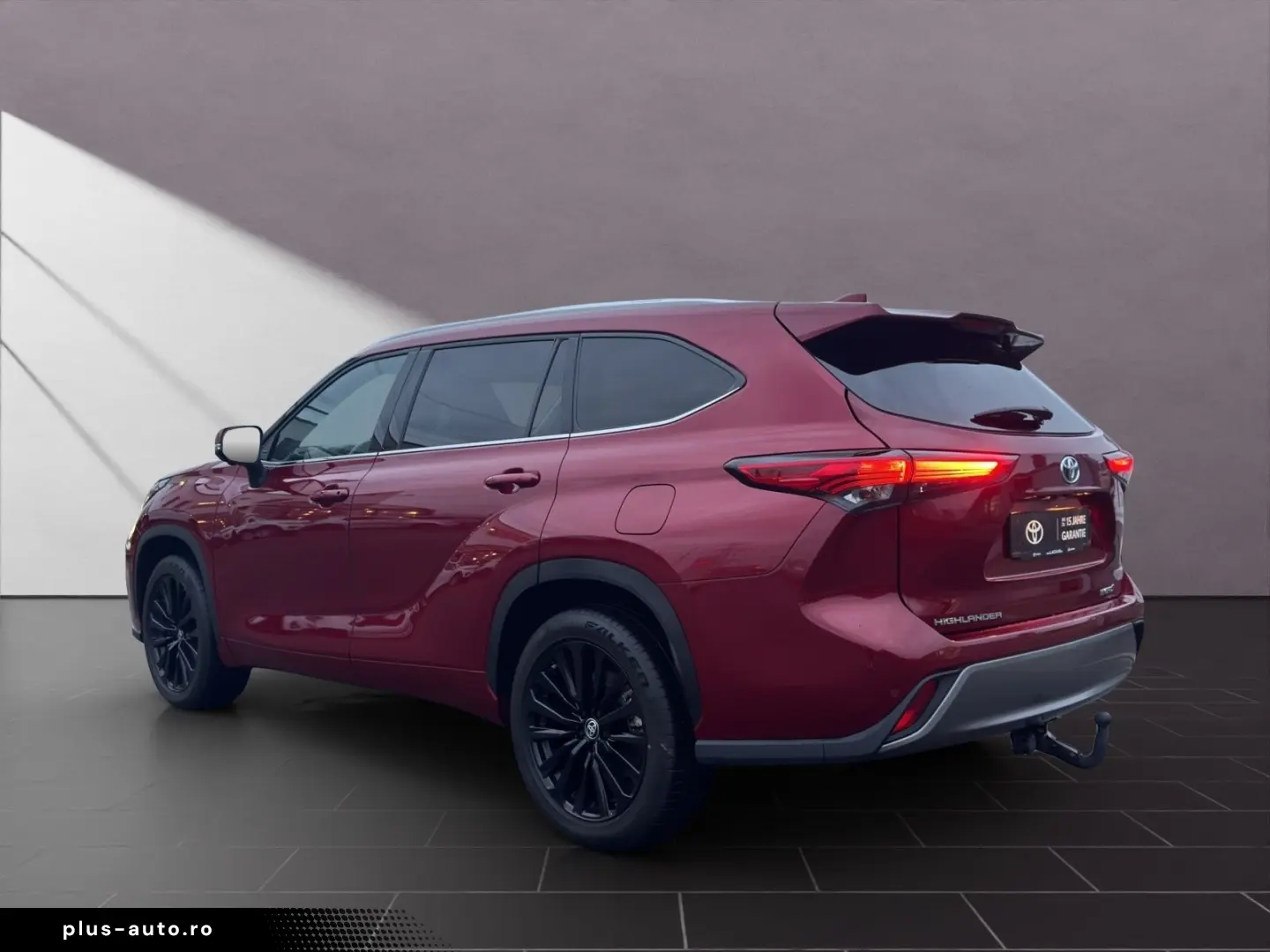 Highlander Hybrid Luxury 7 SITZER AHK LEDER HuD