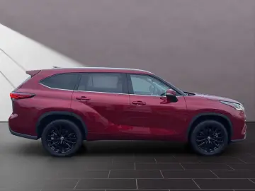 Highlander Hybrid Luxury 7 SITZER AHK LEDER HuD