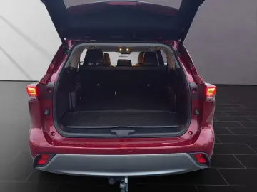 Highlander Hybrid Luxury 7 SITZER AHK LEDER HuD