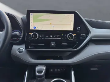 Highlander Hybrid Luxury 7 SITZER LEDER HuD JBL