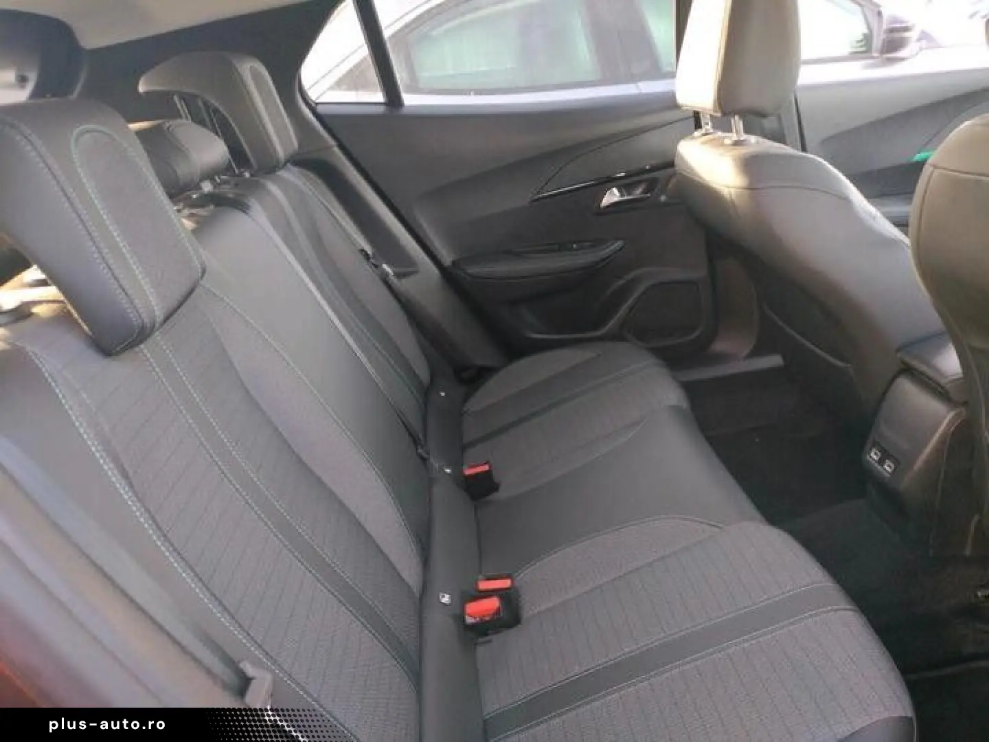 2008 BlueHDi 130 EAT8 ALLURE Netto-11800€