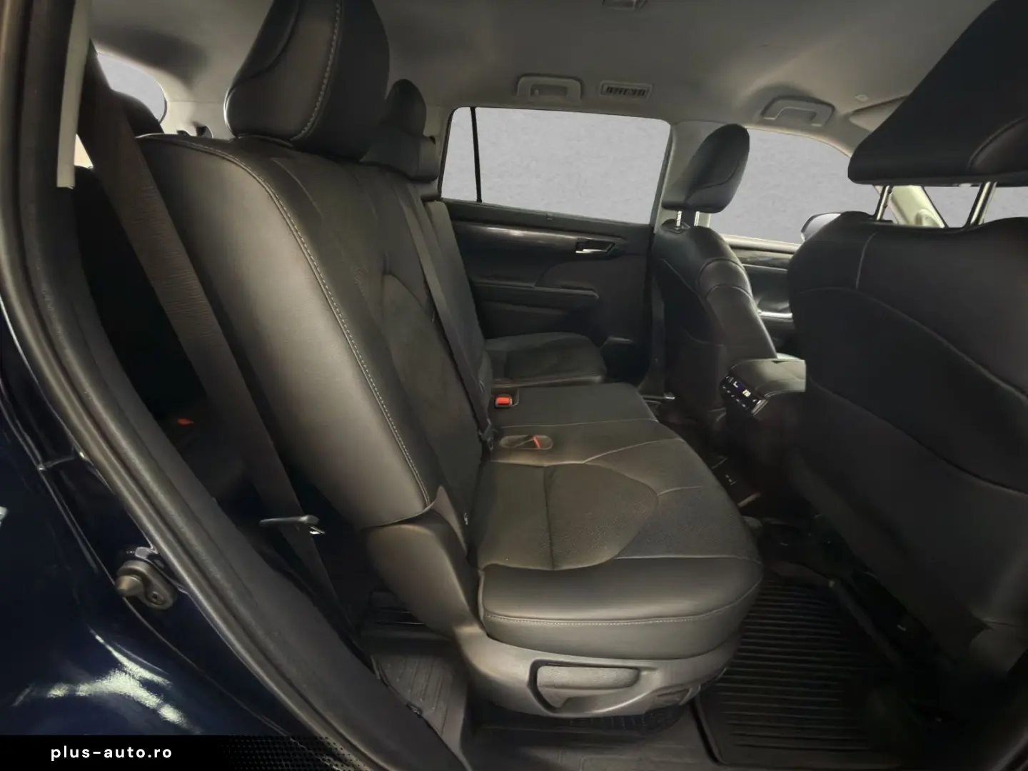 Highlander Hybrid Luxury  HUD 7-Sitze