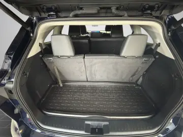 Highlander Hybrid Luxury  HUD 7-Sitze