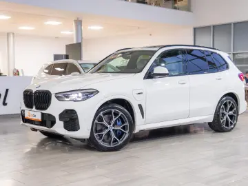 BMW X5 xDrive45e