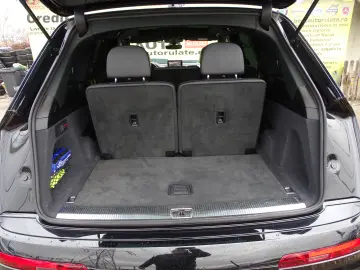 AUDI Q7 50 TDI MILDHYBRID 7 LOCURI 2019