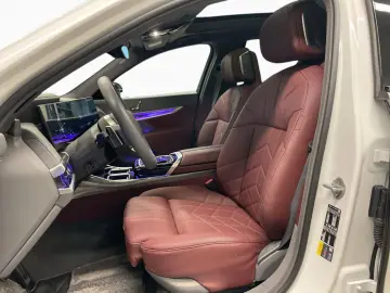 i7 eDrive50 629 - 0Anz M-Sport B&W DAPro Massage