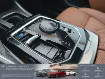 i7 eDrive50 Limousine M Sport Massage Kamera