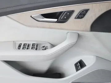 Q7 55 TFSI e quattro tiptronic S line