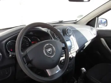 DACIA SANDERO 0.9 TCe 90CP Laureate