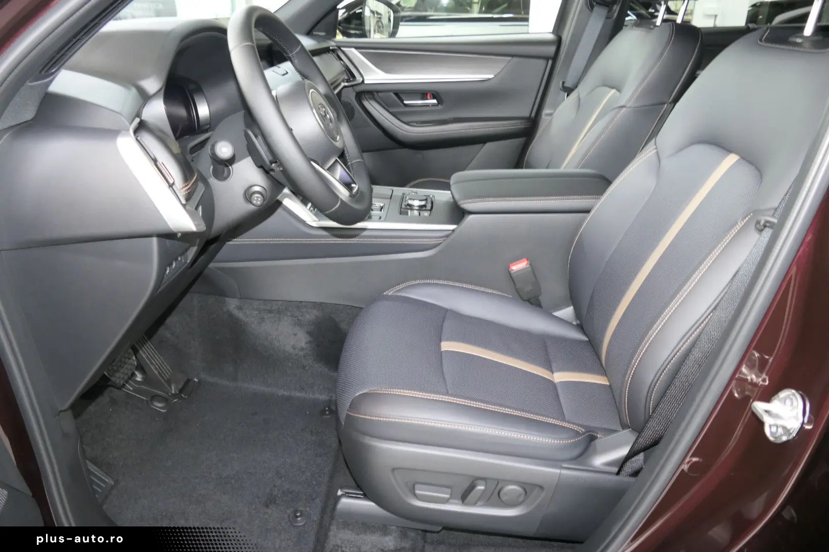 CX-80 SKYACTIV PHEV HOMURA-Plus  Aktion 7-Sitze