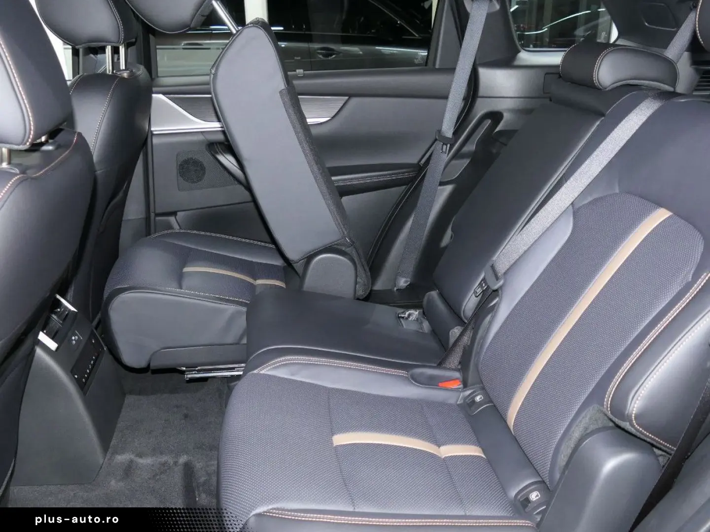 CX-80 SKYACTIV PHEV HOMURA-Plus  Aktion 7-Sitze