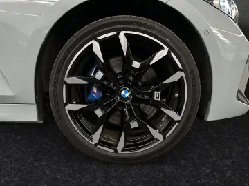 330e xDrive Touring M Sport AHK Pano H K