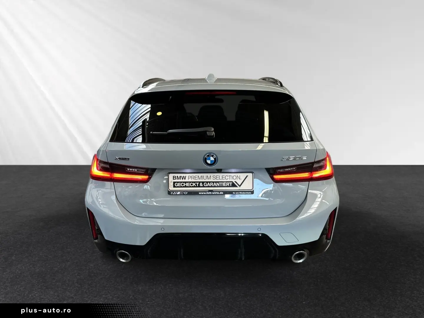 330e xDrive Touring M Sport AHK Pano H K