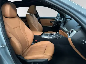 330e xDrive Touring M Sport AHK Pano H K