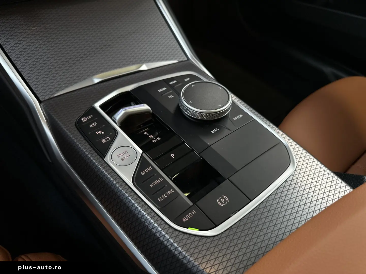 330e xDrive Touring M Sport AHK Pano H K