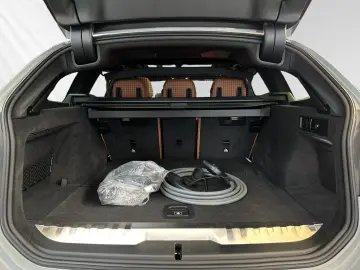 330e xDrive Touring M Sport AHK Pano H K