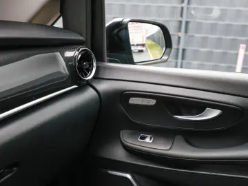 V 220 d 4MATIC EDITION Lang Liegepaket AHK Stand